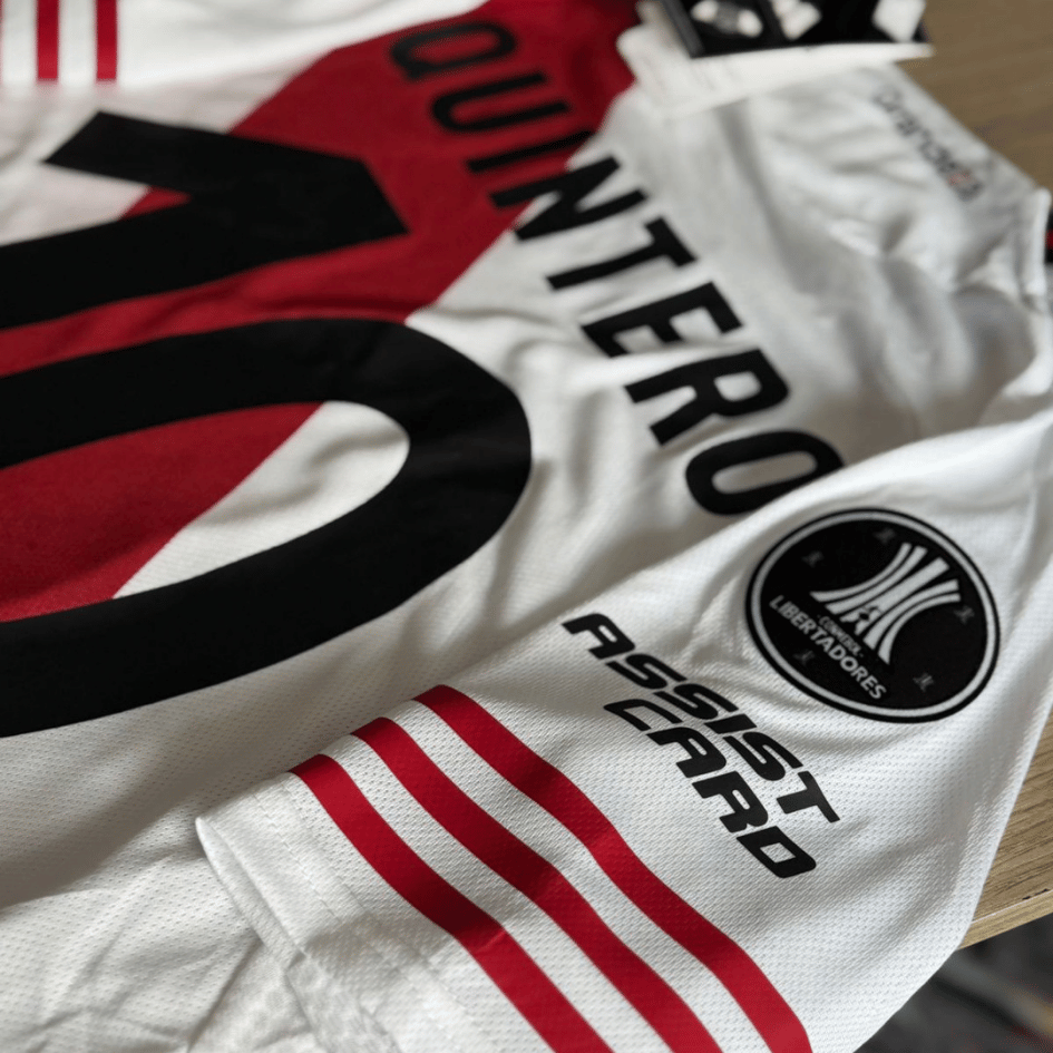 CAMISETA LOCAL RIVER PLATE "QUINTERO" - VERSIÓN JUGADOR 1.1