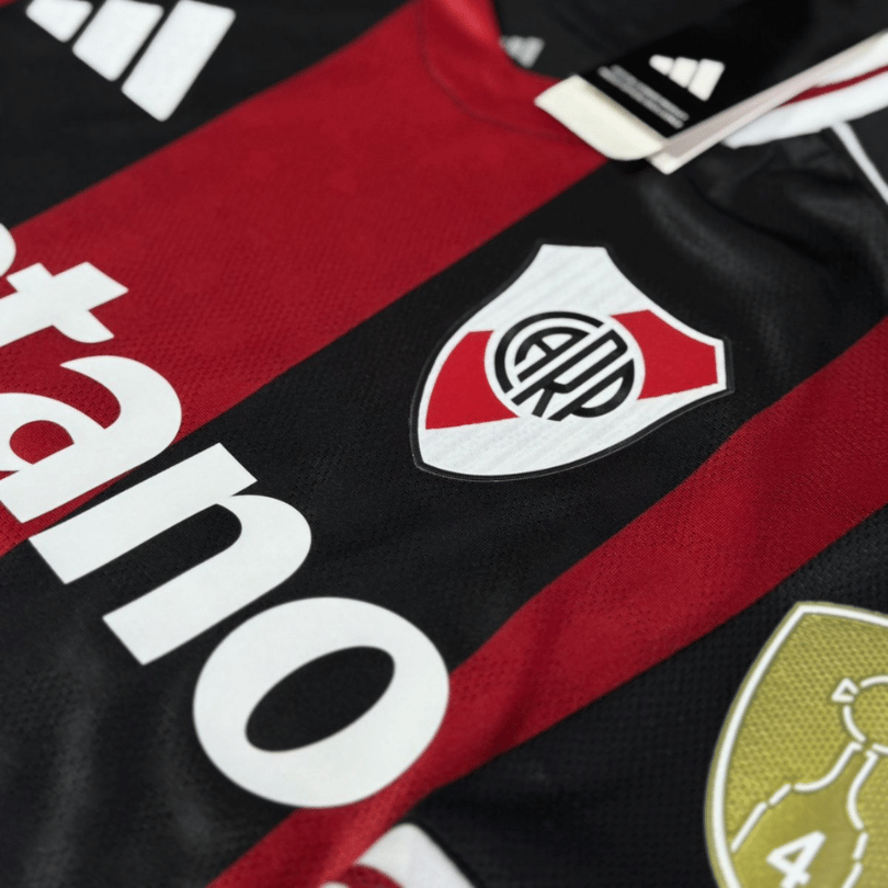 CAMISETA VISITANTE RIVER PLATE "QUINTERO" - VERSIÓN JUGADOR 1.1