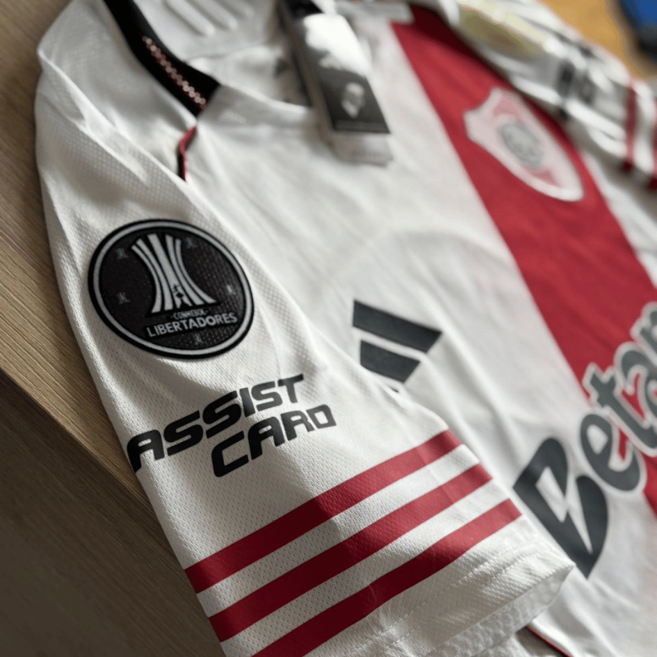 CAMISETA LOCAL RIVER PLATE "QUINTERO" - VERSIÓN JUGADOR 1.1